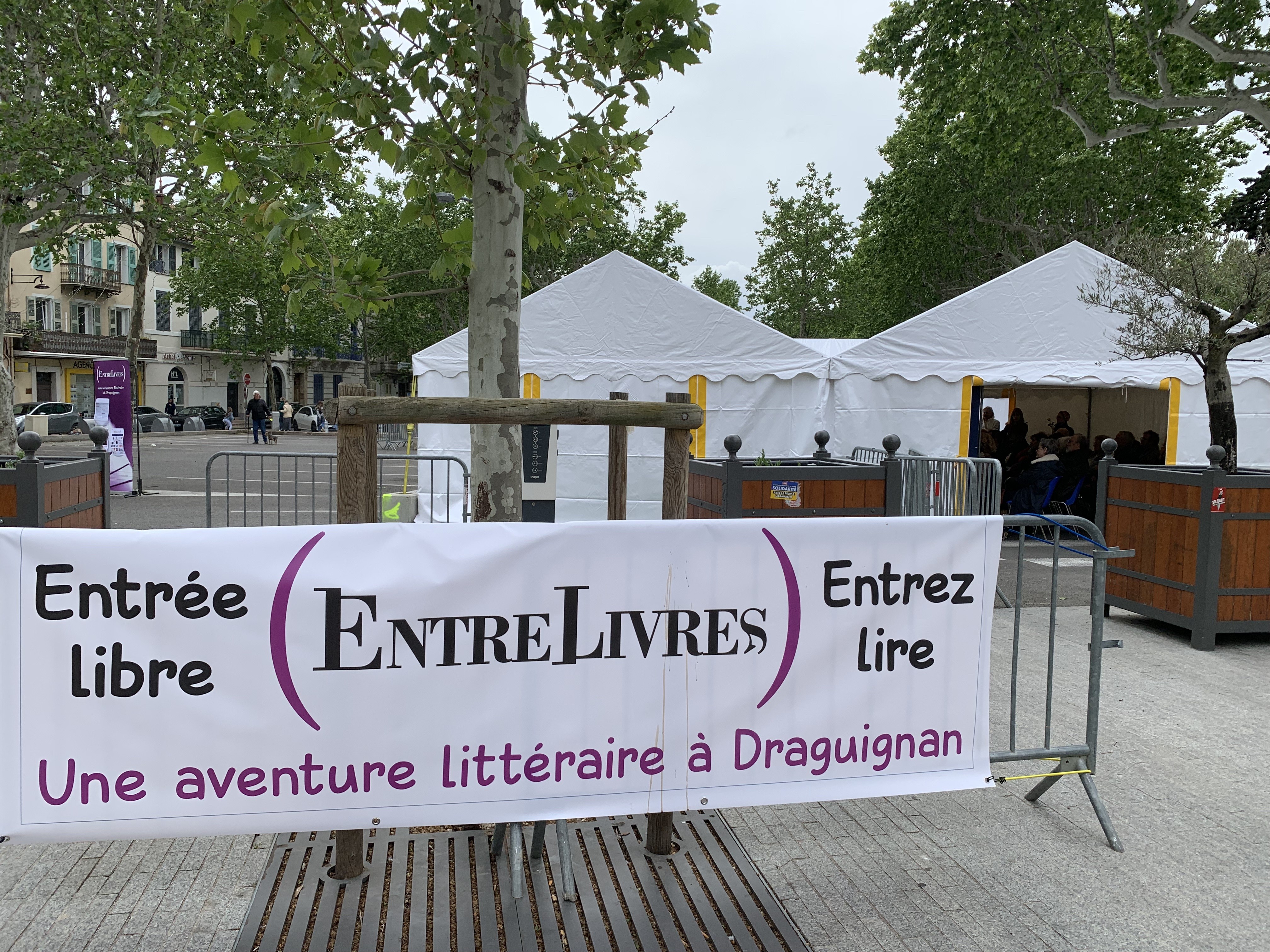 Entrée libre, entrez lire!